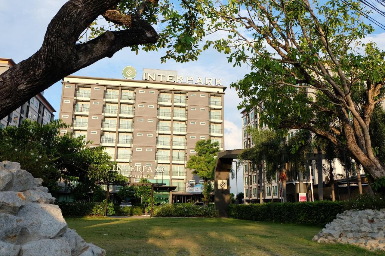 Interpark Hotel & Residence, Eastern Seaboard 罗勇 外观 照片